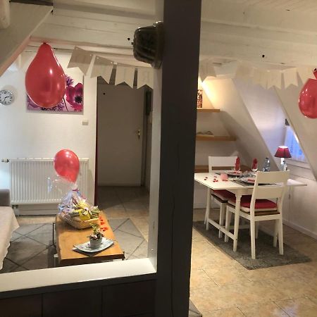 Gites Aux Fines Bulles D'Alsace Spa Privatif En Supplement Бергхейм Экстерьер фото